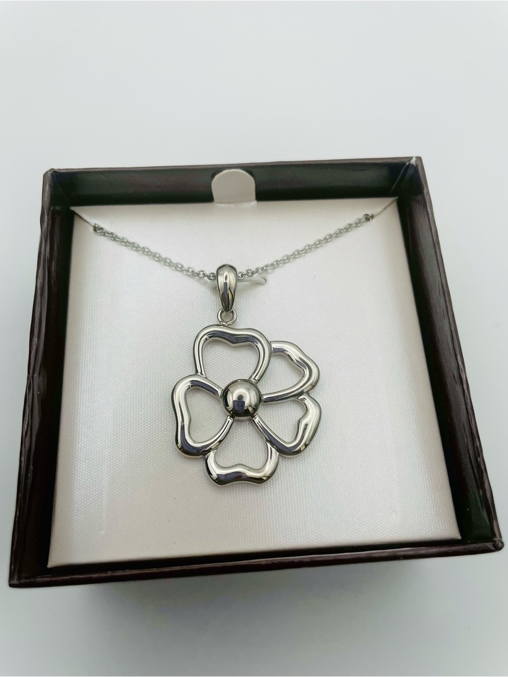JCM Stainless Steel Five Petal Open Flower Pendant Necklace. 18 inches